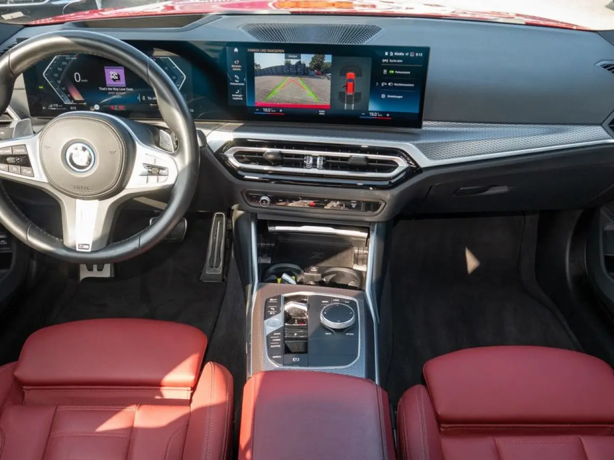 330e M-SPORT (LCI) ** LED, ROT LEDER, LIFE COCKP. PROF, PANORAMA, TREKH, 18-inch LMV ** 1e EIG (EX BMW-AG) - UNFALLFREI ** * INFORMEER OOK NAAR ONZE AANTREKKELIJKE FINANCIAL-LEASE TARIEVEN *