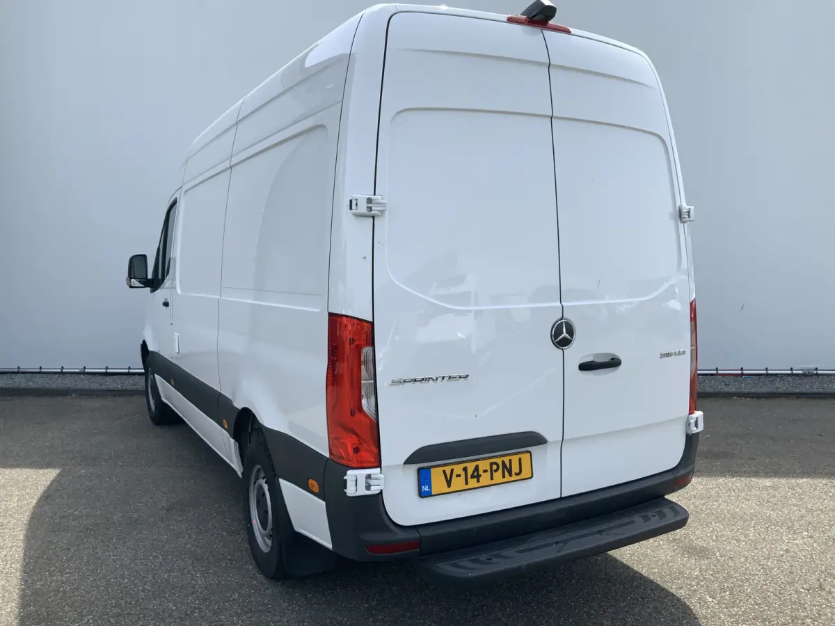 315 1.9 CDI L2H2 Koel/Vries Dualtemp ! Dag&Nacht Airco Camera. 1e Deel D.164/B.117/H.180 cm 2 Deel L.190/B.154/h.180 cm.Koeling werkt 100%  -17gr Euro 6