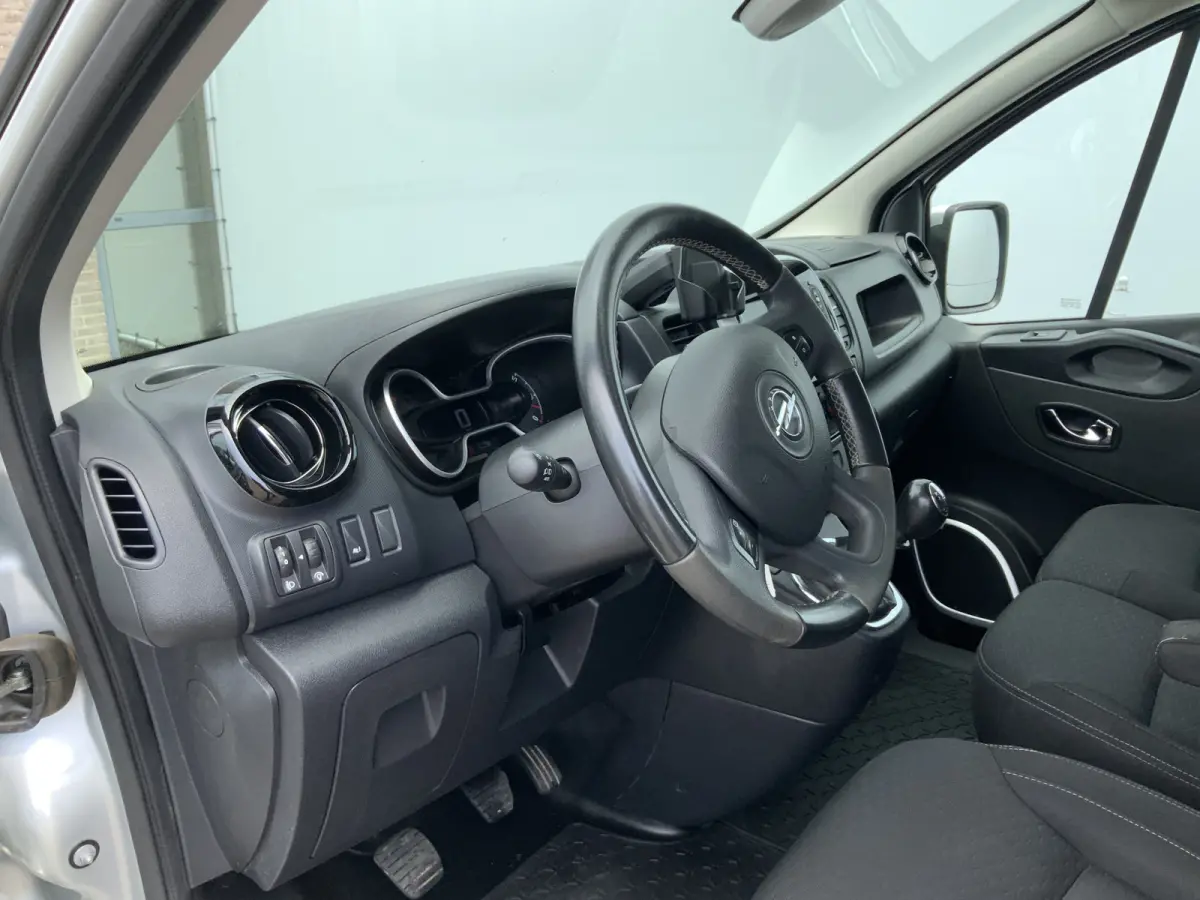1.6 CDTI L2H1 Edition Airco Cruise Camera Navi 3 Zits Trekhaak 2000 kg Alu Velg Euro 6