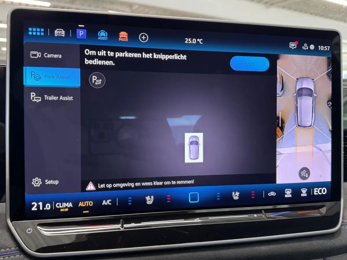 1.5 eHybrid R-Line 272 pk DUURSTE UITVOERING VOL! | Nieuw! | Navi | ACC | Pano | Camera | Interieur Style Pakket | Elektrische Trekhaak | ( Vestiging - Vianen )
