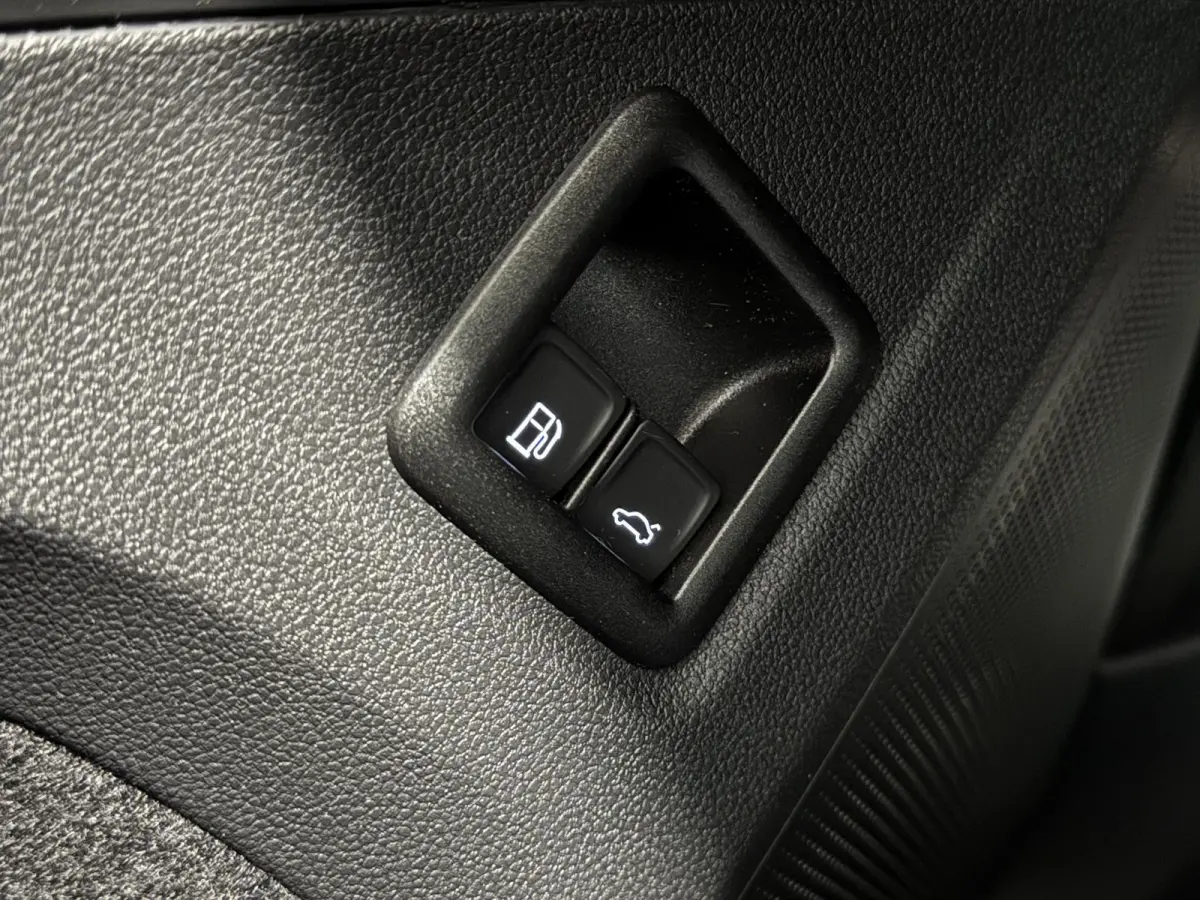 1.5 eHybrid R-Line 272 pk DUURSTE UITVOERING VOL! | Nieuw! | Navi | ACC | Pano | Camera | Interieur Style Pakket | Elektrische Trekhaak | ( Vestiging - Vianen )