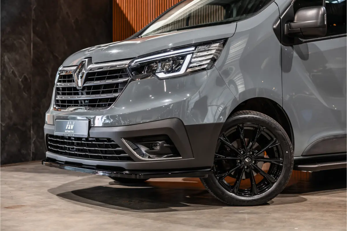 2.0 dCi 150 PK DC | Dubbel cabine | 6-Zitter | L+R Schuifdeur | Camera | Trekhaak | CarPlay | Navigatie | Nieuwe APK