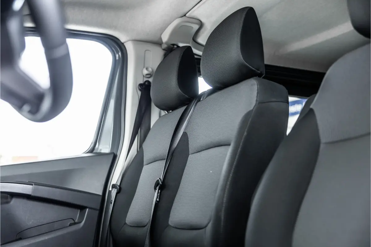 2.0 dCi 150 PK DC | Dubbel cabine | 6-Zitter | L+R Schuifdeur | Camera | Trekhaak | CarPlay | Navigatie | Nieuwe APK