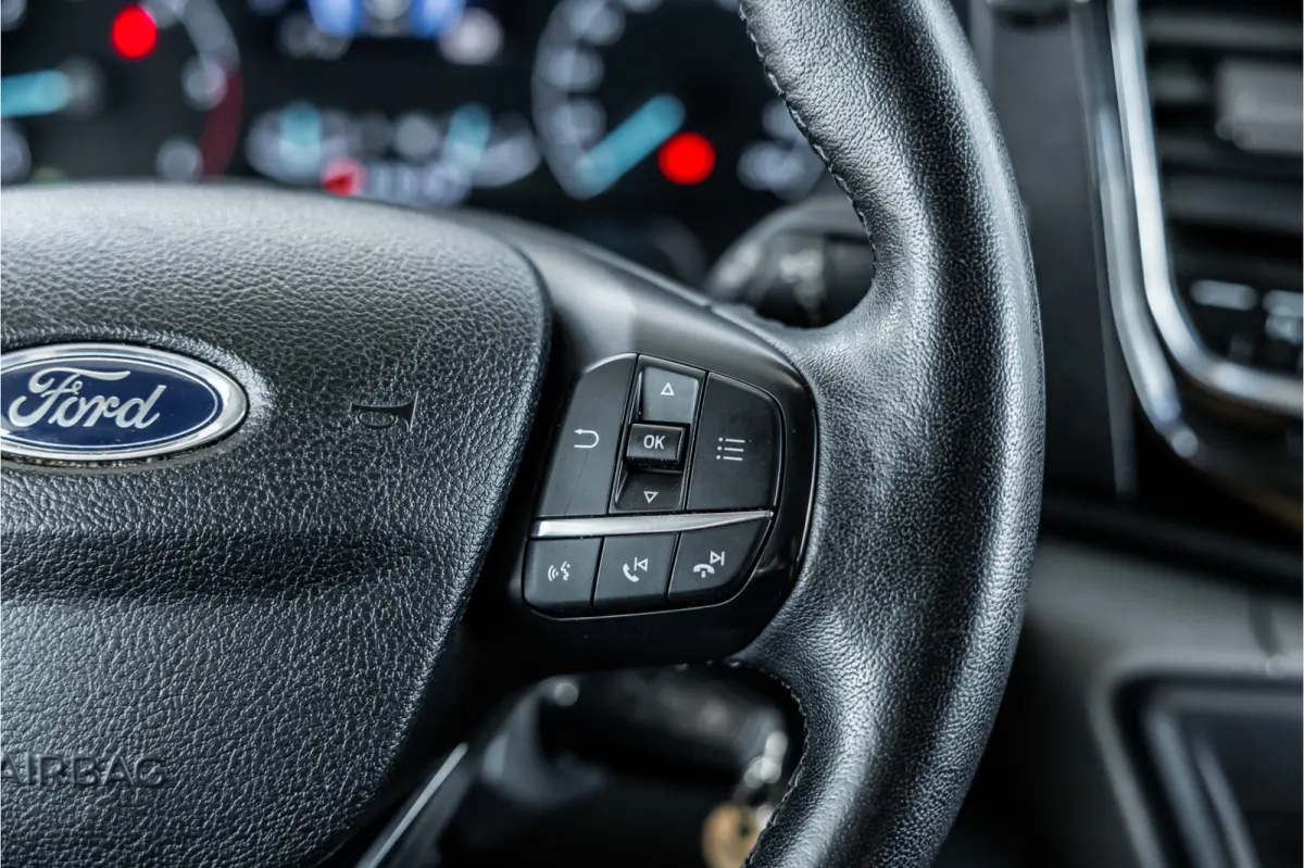 300 2.0 TDCI 170 PK L2H1 Limited DC | Bi-Xenon | ACC | L+R Schuifdeur | CarPlay | Camera | Stoelverwarming | Navigatie | Orig. NL Auto | 1e eigenaar | Nieuwe APK