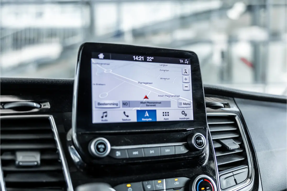 300 2.0 TDCI 170 PK L2H1 Limited DC | Bi-Xenon | ACC | L+R Schuifdeur | CarPlay | Camera | Stoelverwarming | Navigatie | Orig. NL Auto | 1e eigenaar | Nieuwe APK