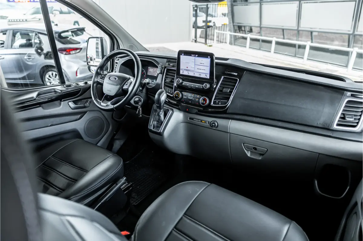 300 2.0 TDCI 170 PK L2H1 Limited DC | Bi-Xenon | ACC | L+R Schuifdeur | CarPlay | Camera | Stoelverwarming | Navigatie | Orig. NL Auto | 1e eigenaar | Nieuwe APK