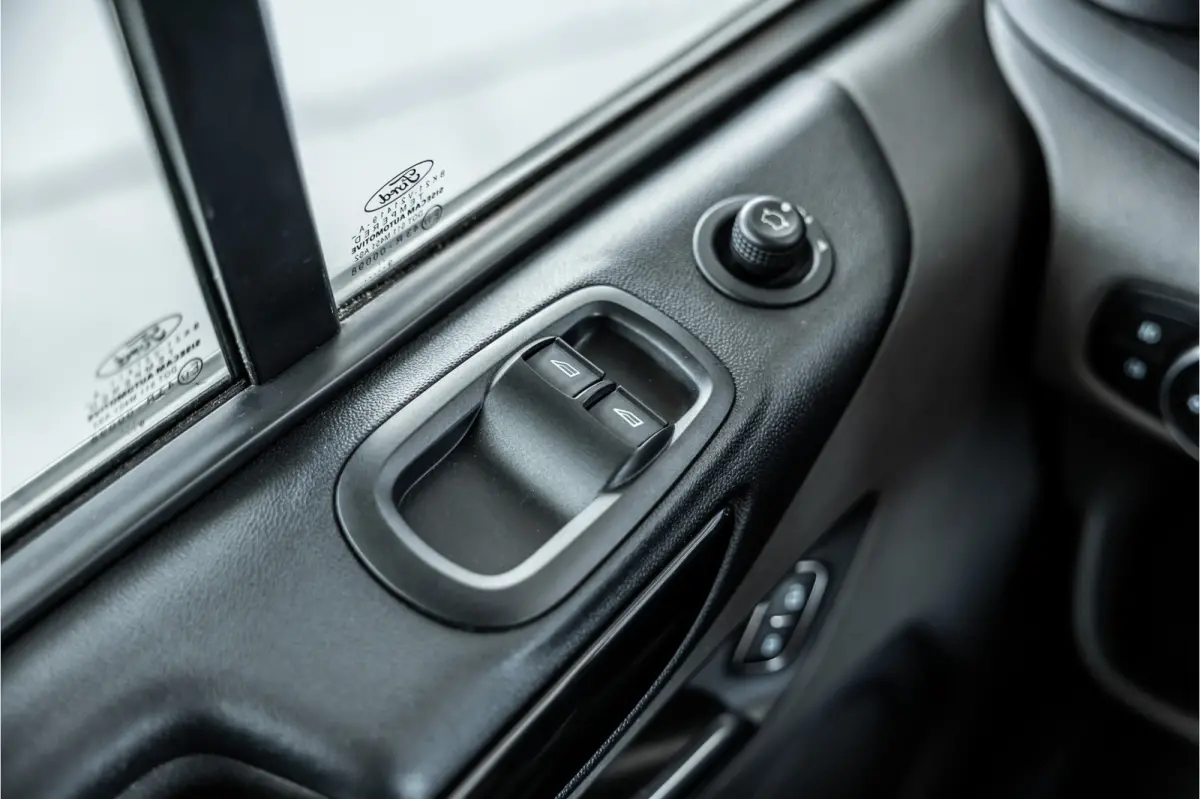 300 2.0 TDCI 170 PK L2H1 Limited DC | Bi-Xenon | ACC | L+R Schuifdeur | CarPlay | Camera | Stoelverwarming | Navigatie | Orig. NL Auto | 1e eigenaar | Nieuwe APK