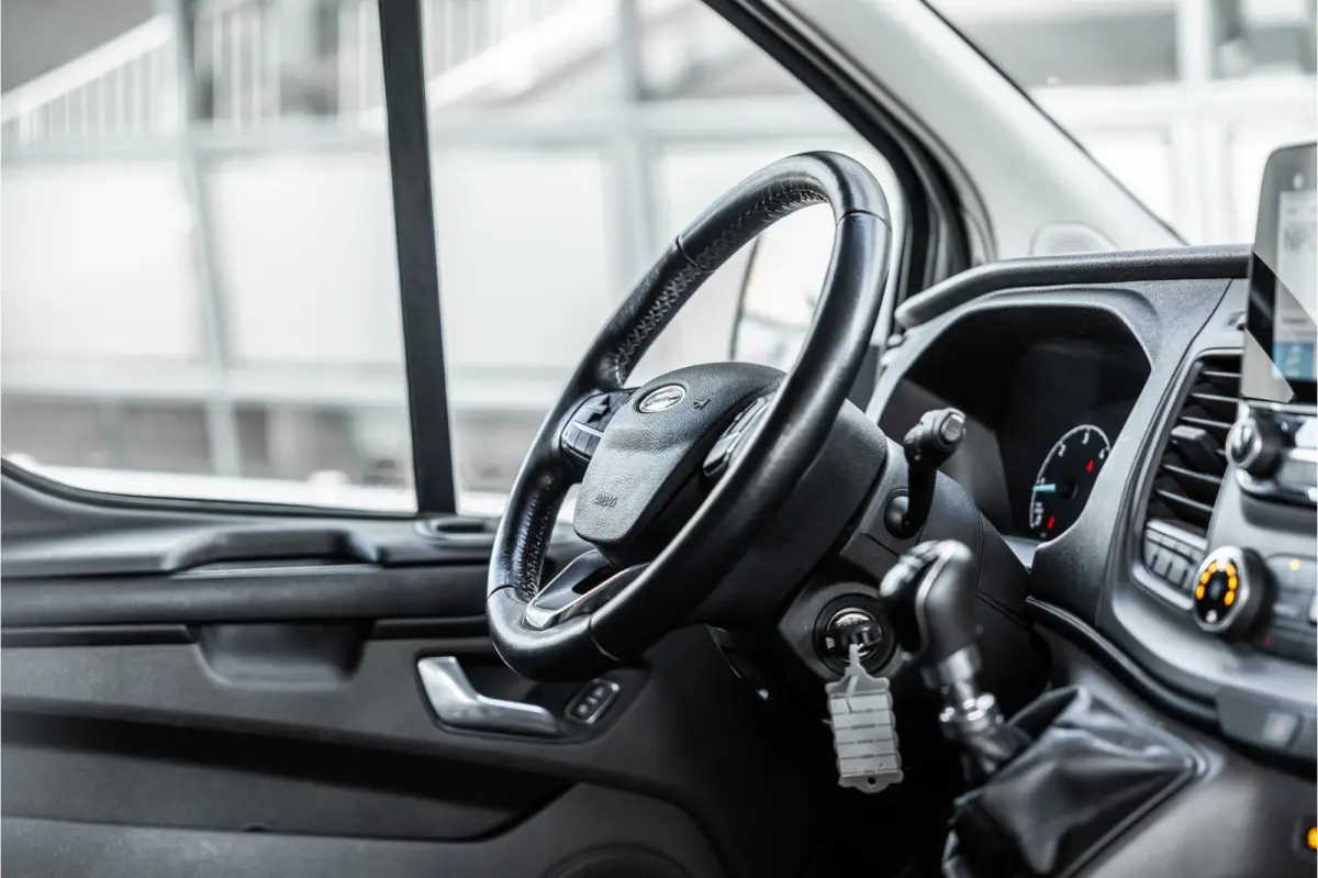 340 2.0 TDCI 170 PK L2H1 | ACC | CarPlay | Camera | Navigatie | Stoelverwarming | DAB | PDC V+A | Nieuwe APK