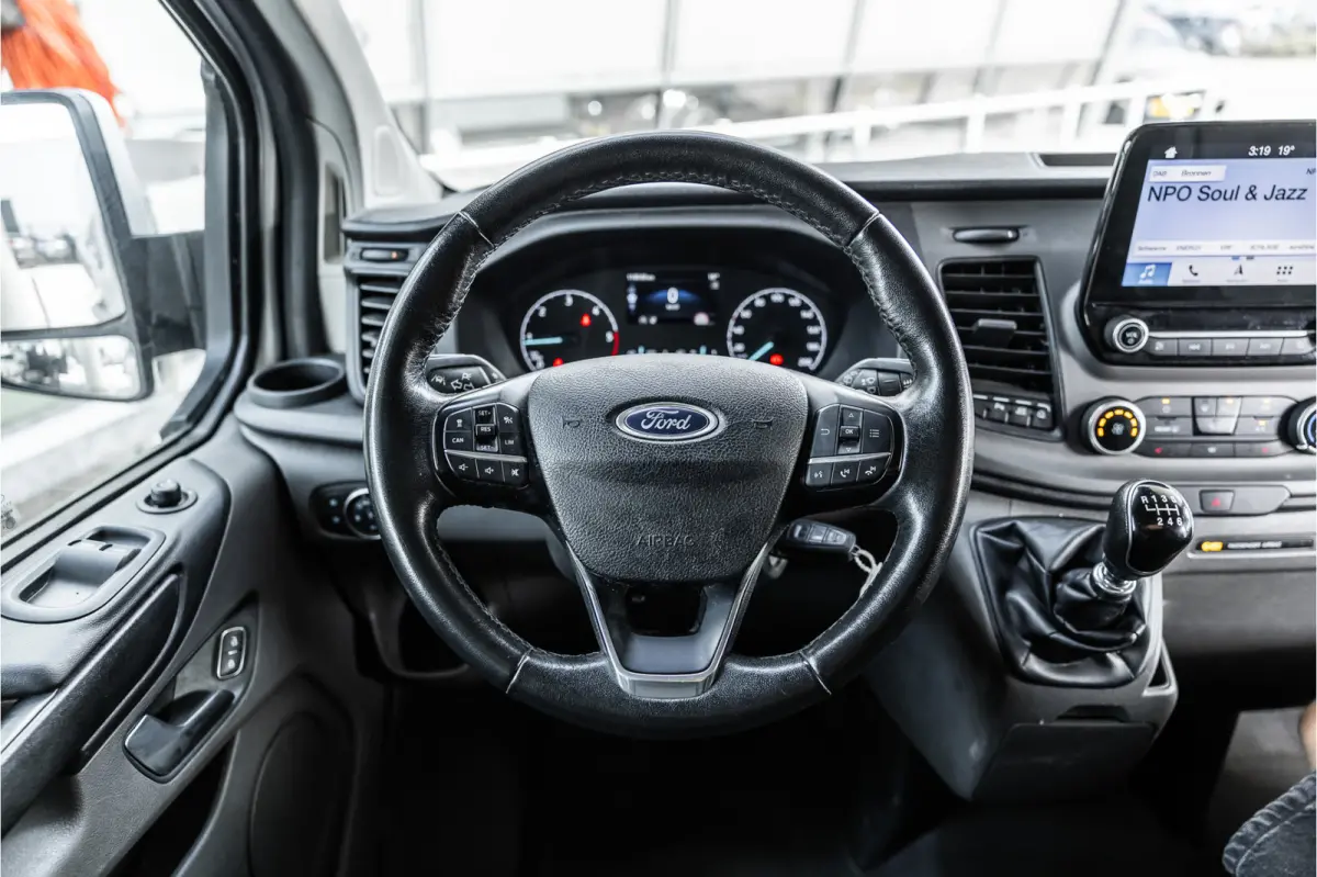 340 2.0 TDCI 170 PK L2H1 | ACC | CarPlay | Camera | Navigatie | Stoelverwarming | DAB | PDC V+A | Nieuwe APK