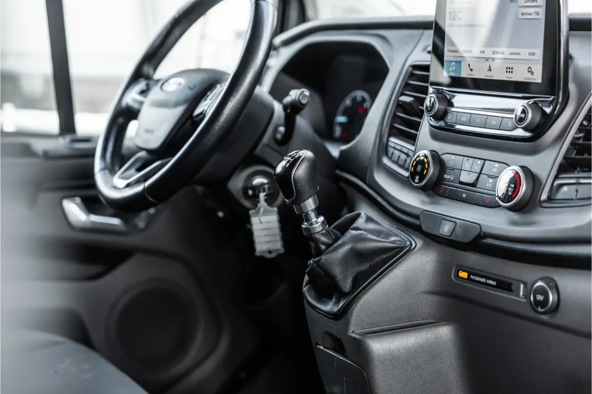 340 2.0 TDCI 170 PK L2H1 | ACC | CarPlay | Camera | Navigatie | Stoelverwarming | DAB | PDC V+A | Nieuwe APK
