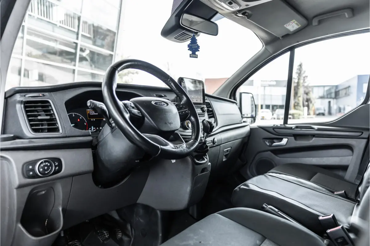 340 2.0 TDCI 170 PK L2H1 | ACC | CarPlay | Camera | Navigatie | Stoelverwarming | DAB | PDC V+A | Nieuwe APK