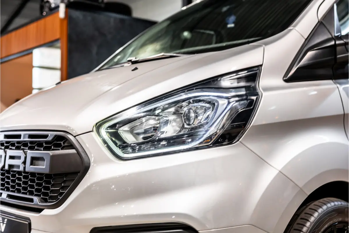 340 2.0 TDCI 170 PK L2H1 | ACC | CarPlay | Camera | Navigatie | Stoelverwarming | DAB | PDC V+A | Nieuwe APK
