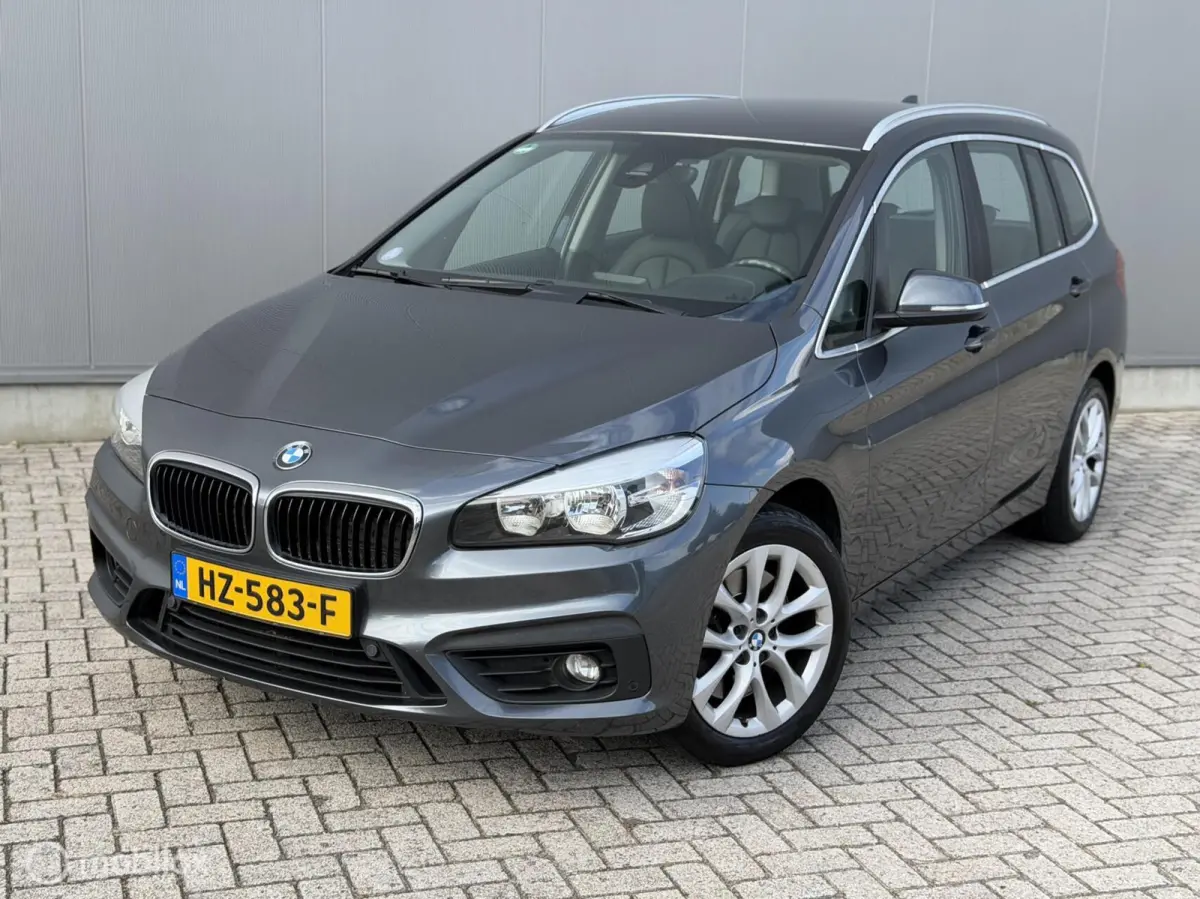 220i Aut. | Mindervalide | Handgas