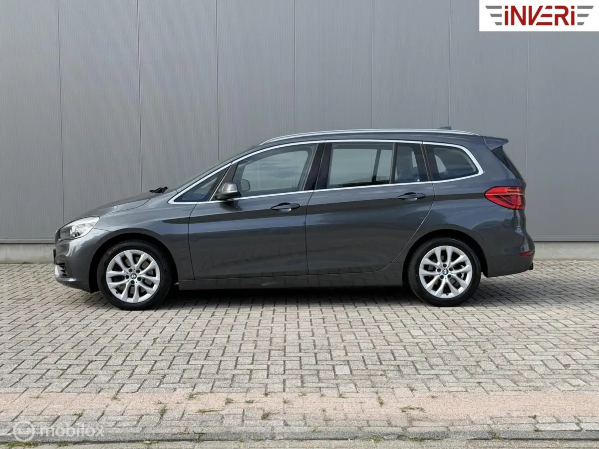 220i Aut. | Mindervalide | Handgas