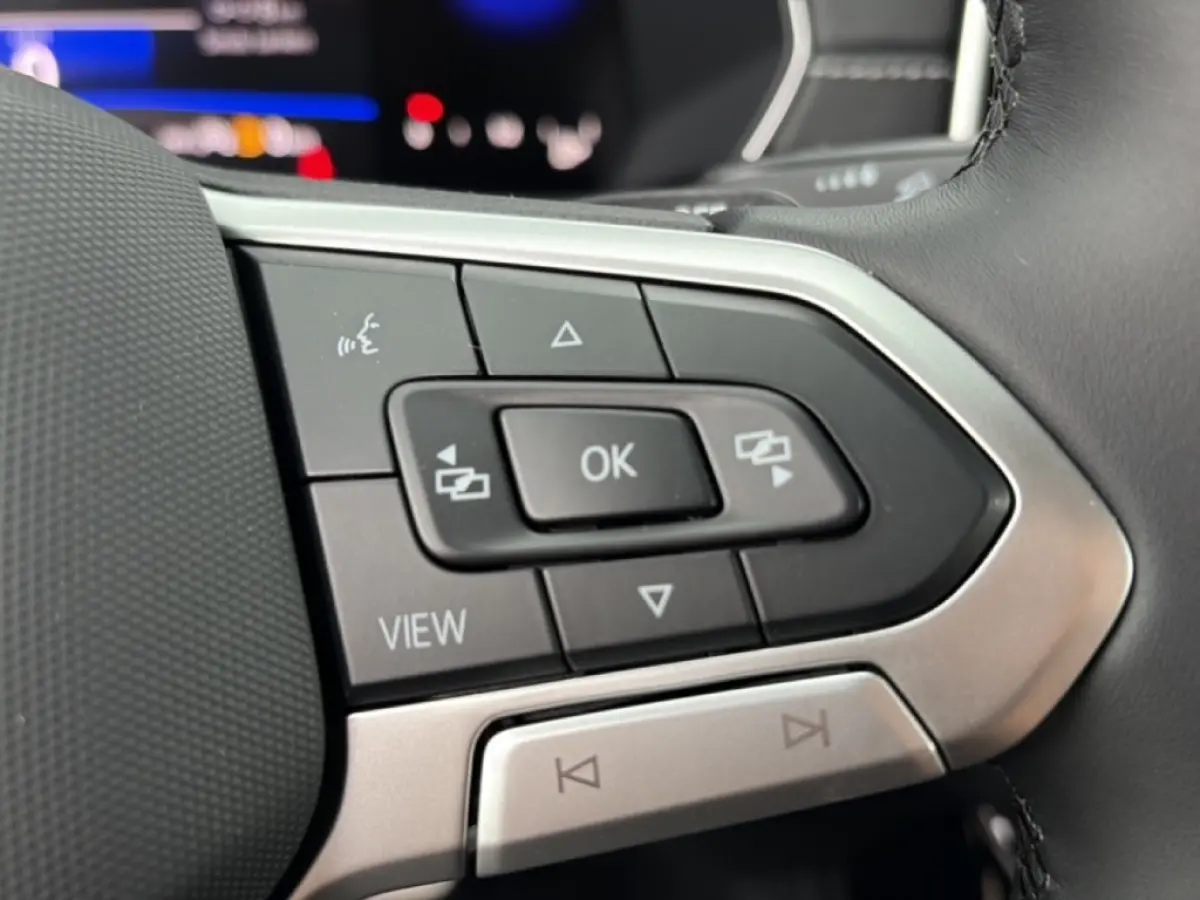1.5 TSI DSG R-LINE AFN.TREKHAAK/CAMERA/IQ-LIGHTS/STOELVERW/CARPLAY