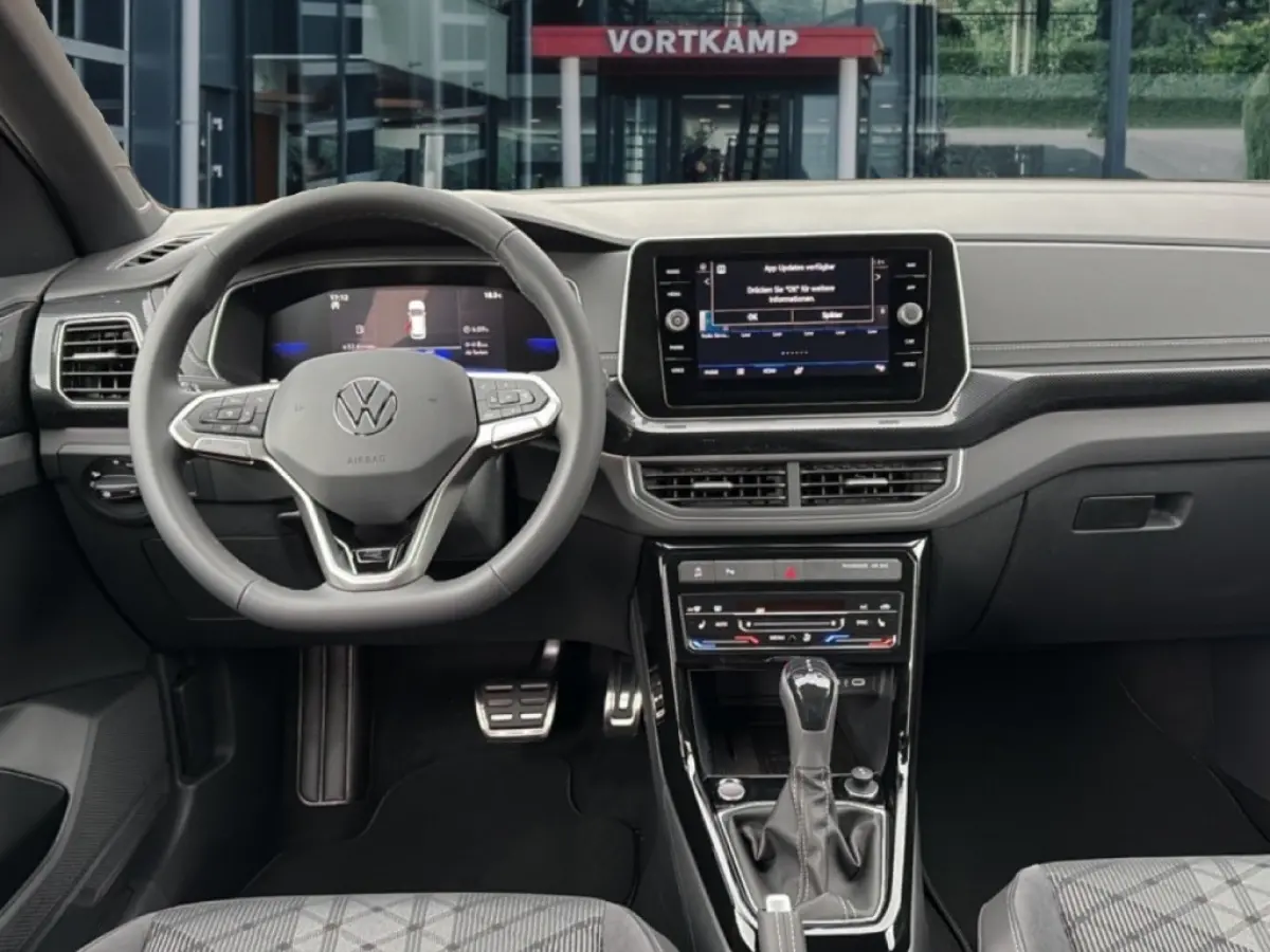1.5 TSI DSG R-LINE AFN.TREKHAAK/CAMERA/IQ-LIGHTS/STOELVERW/CARPLAY
