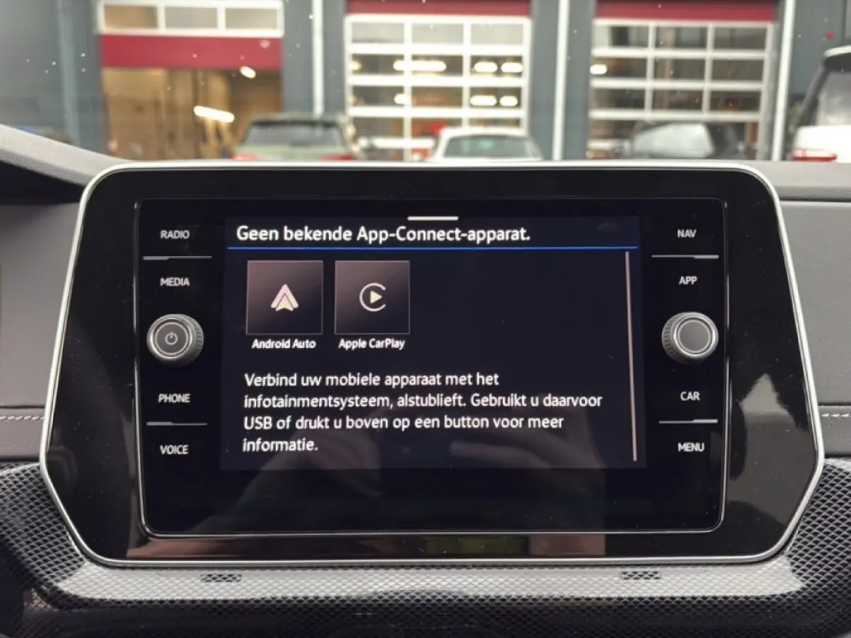 1.5 TSI DSG R-LINE AFN.TREKHAAK/CAMERA/IQ-LIGHTS/STOELVERW/CARPLAY
