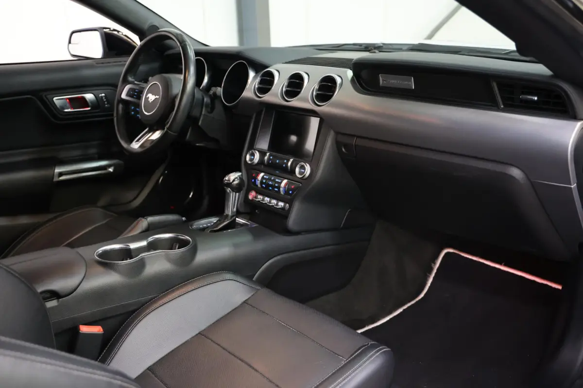5.0 V8 AUTOMAAT