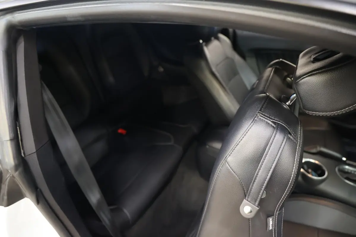 5.0 V8 AUTOMAAT