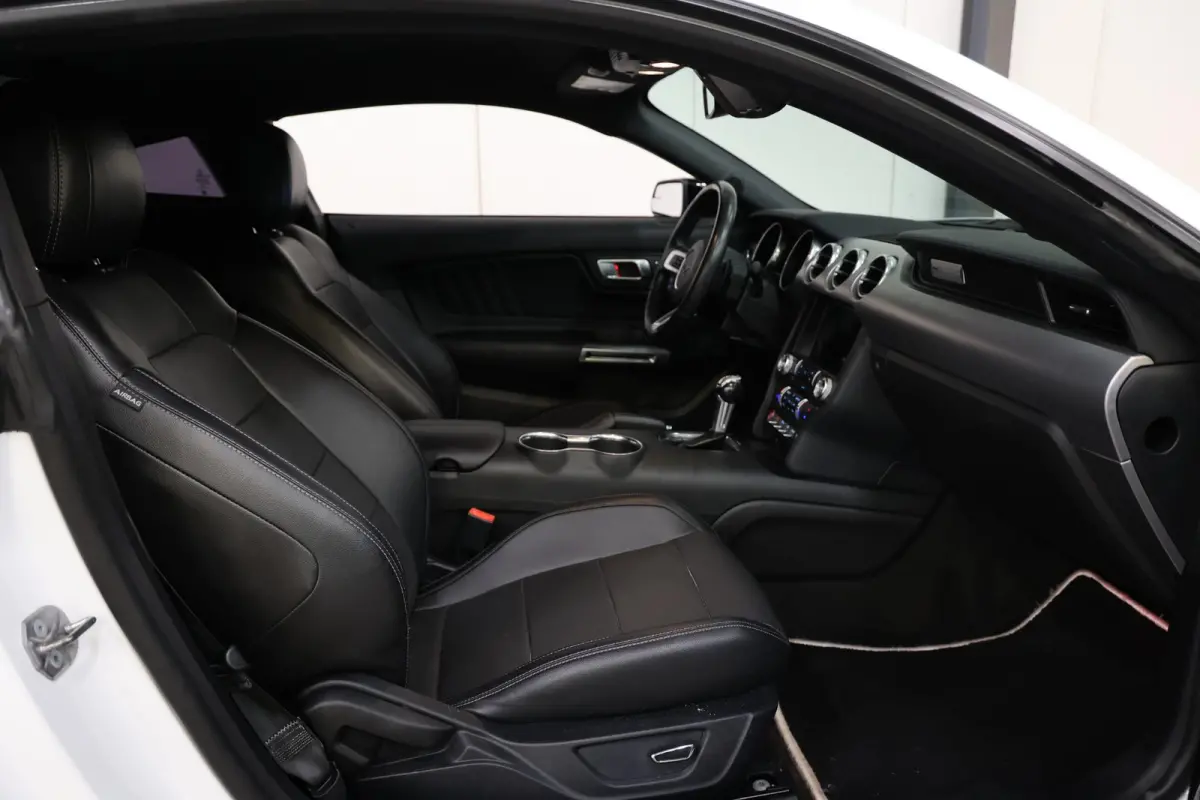 5.0 V8 AUTOMAAT