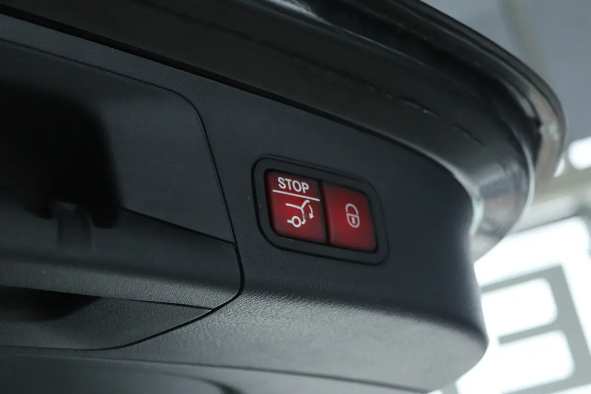 250+ Business Edition 71 kWh | Soh 100% | Cruise Control | Schuifdak | Memory | Stoelverwarming | Elektr. Stoelen | Keyless | Navi | 360 Camera | Massage