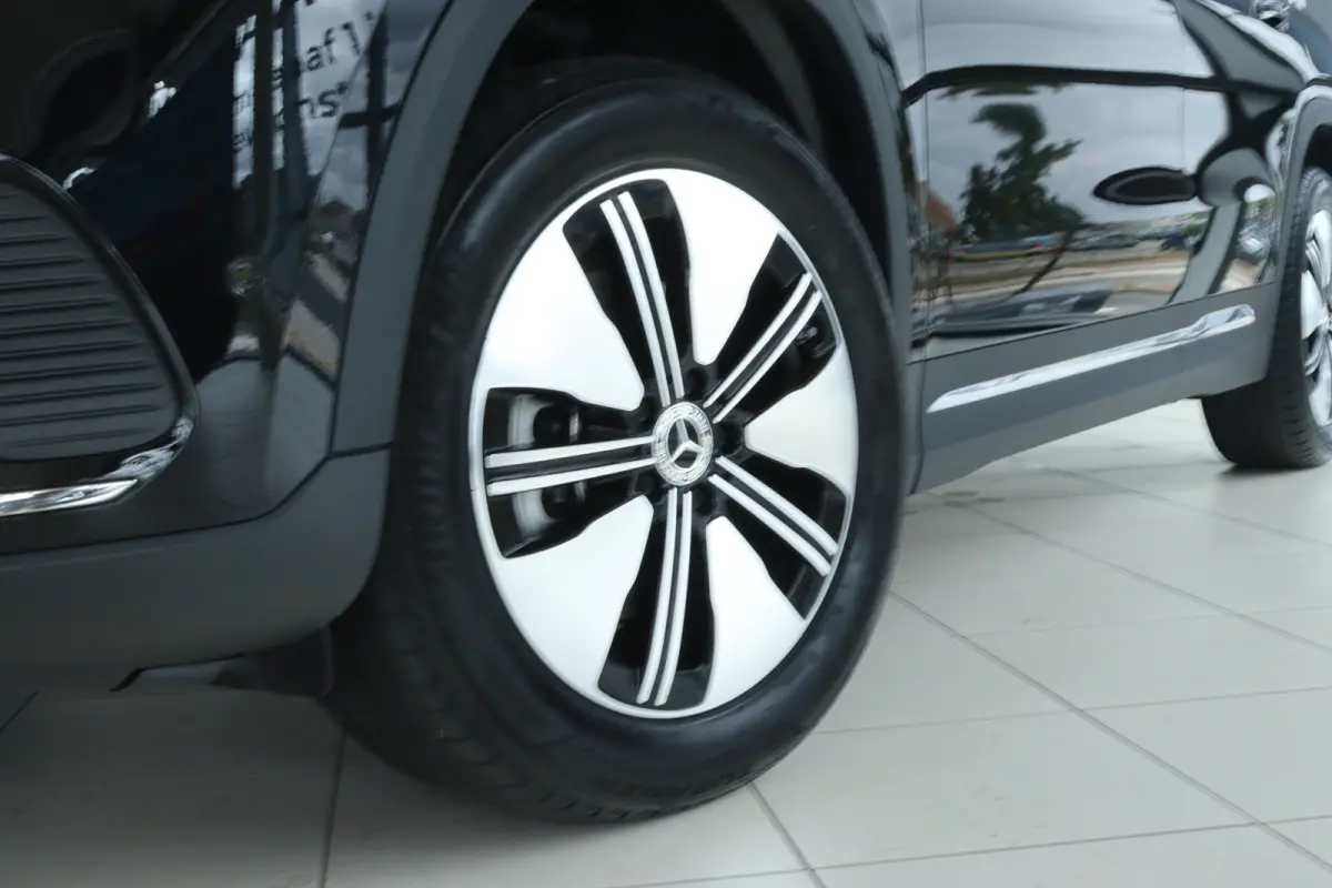 250+ Business Edition 71 kWh | Soh 100% | Cruise Control | Schuifdak | Memory | Stoelverwarming | Elektr. Stoelen | Keyless | Navi | 360 Camera | Massage