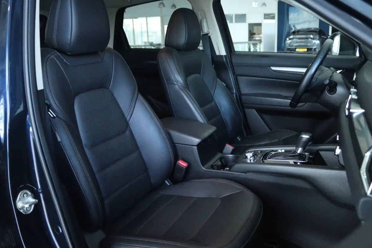 2.0 SkyActiv-G 165 Skylease GT | Cruise Control | Trekhaak | Camera | Stoel+Stuurverwarming | Memory | Bose Audio | Navi | Climate | LED