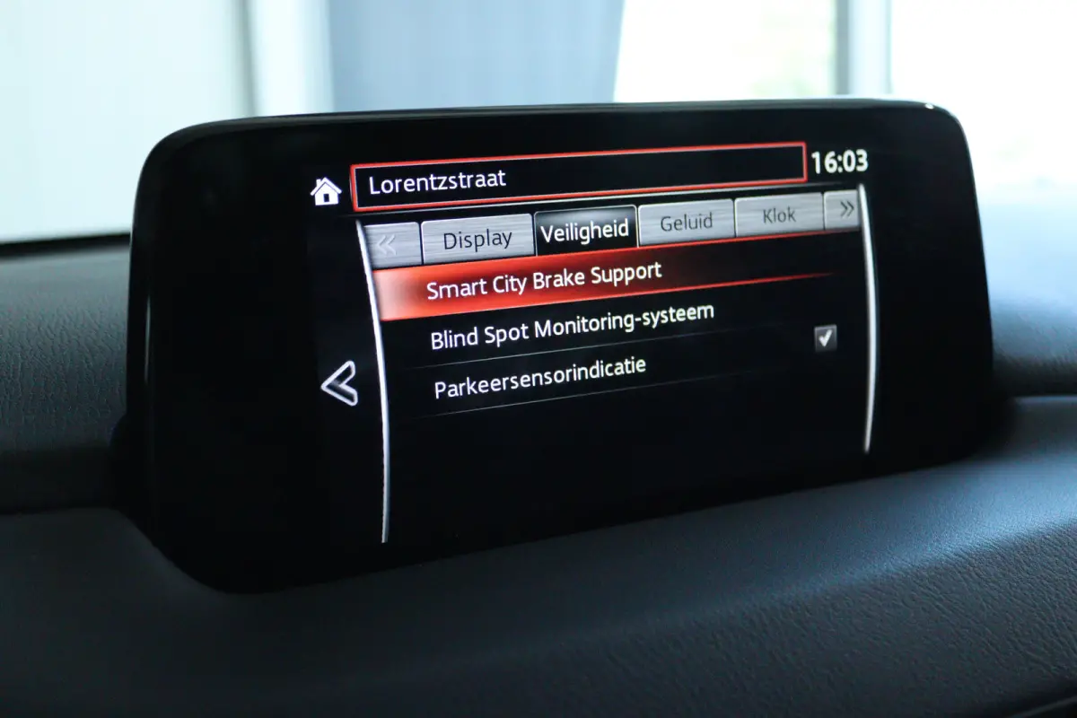 2.0 SkyActiv-G 165 Skylease GT | Cruise Control | Trekhaak | Camera | Stoel+Stuurverwarming | Memory | Bose Audio | Navi | Climate | LED