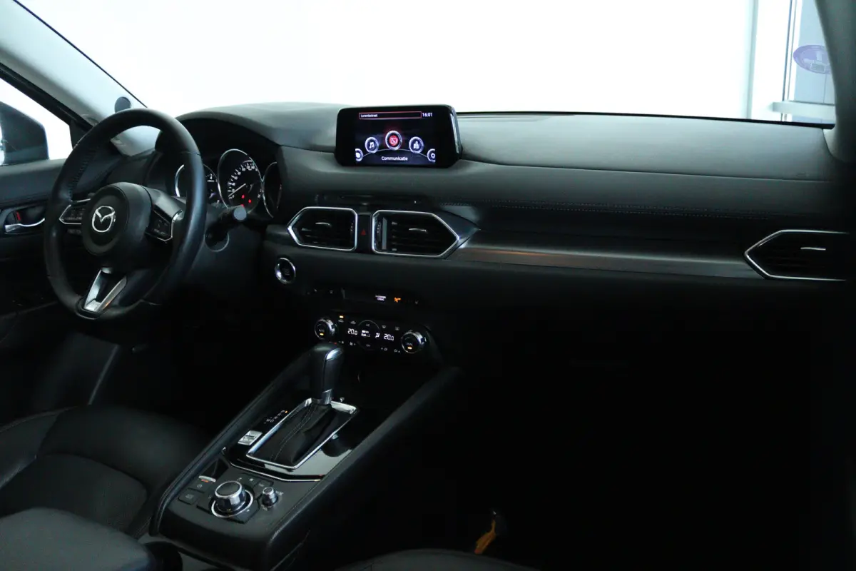 2.0 SkyActiv-G 165 Skylease GT | Cruise Control | Trekhaak | Camera | Stoel+Stuurverwarming | Memory | Bose Audio | Navi | Climate | LED