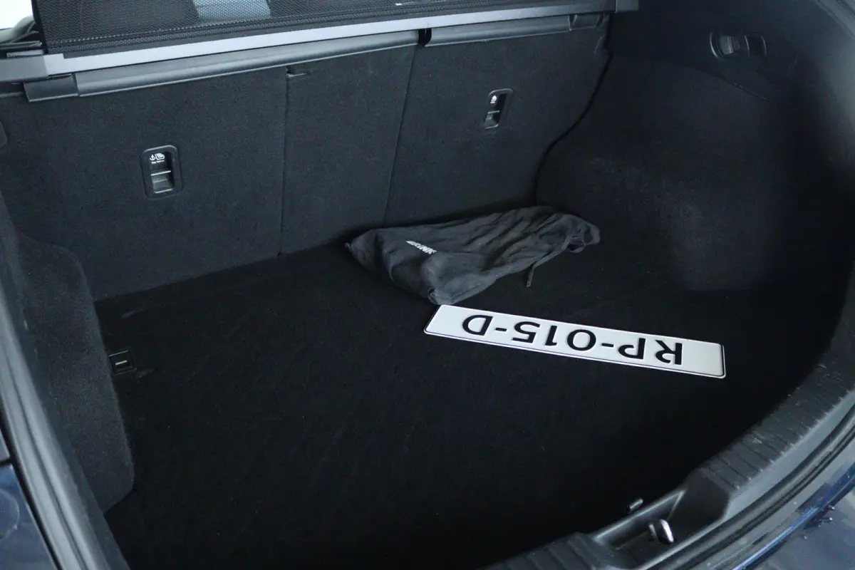 2.0 SkyActiv-G 165 Skylease GT | Cruise Control | Trekhaak | Camera | Stoel+Stuurverwarming | Memory | Bose Audio | Navi | Climate | LED