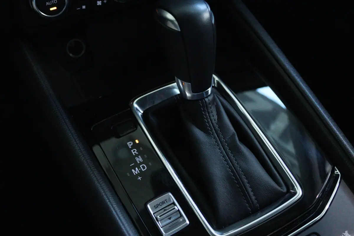 2.0 SkyActiv-G 165 Skylease GT | Cruise Control | Trekhaak | Camera | Stoel+Stuurverwarming | Memory | Bose Audio | Navi | Climate | LED