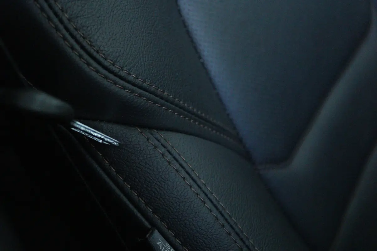 2.0 SkyActiv-G 165 Skylease GT | Cruise Control | Trekhaak | Camera | Stoel+Stuurverwarming | Memory | Bose Audio | Navi | Climate | LED