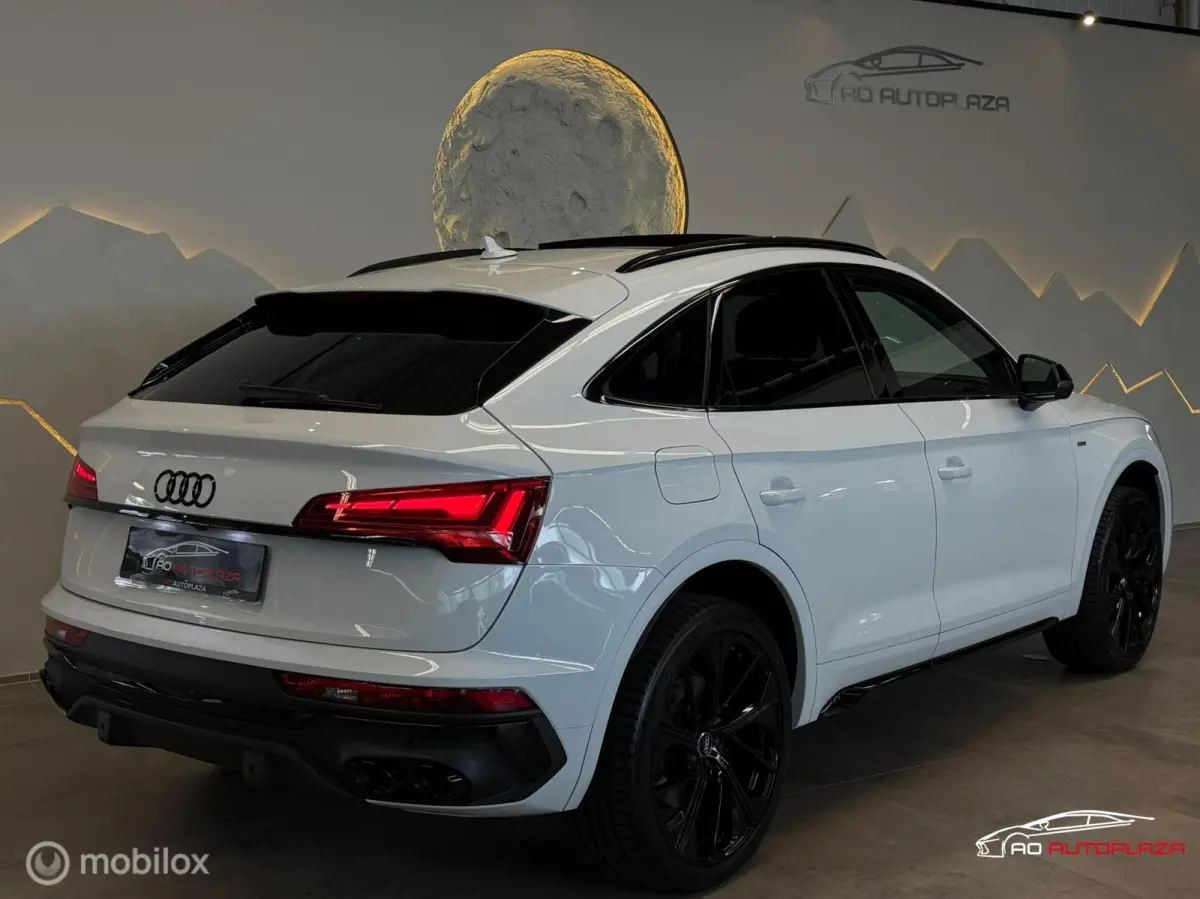 55 TFSI e S-line Panorama/Keyless/Trekhaak/SQ5 look