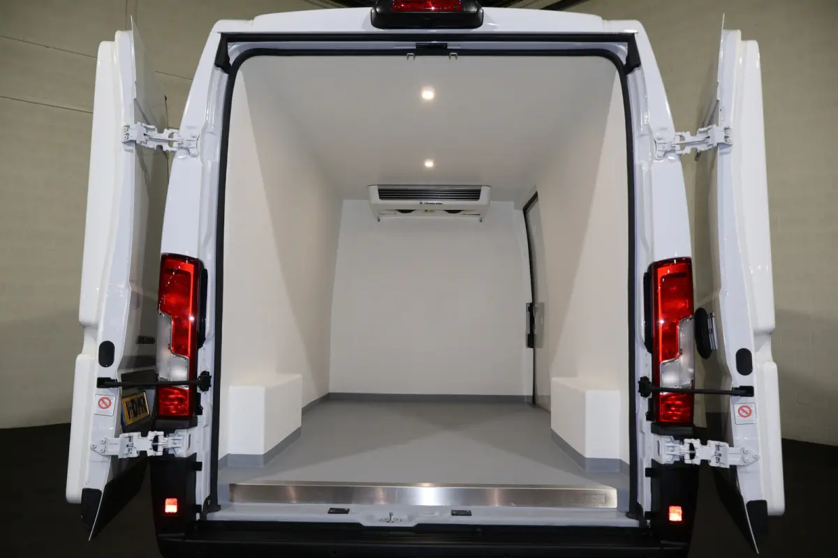 2.2 MultiJet L3 H2 Automaat Koelwagen V300 Dag en Nacht