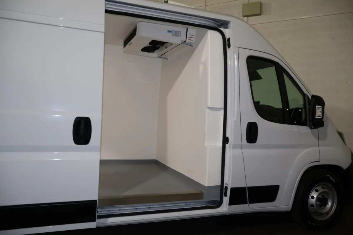 2.2 MultiJet L3 H2 Automaat Koelwagen V300 Dag en Nacht