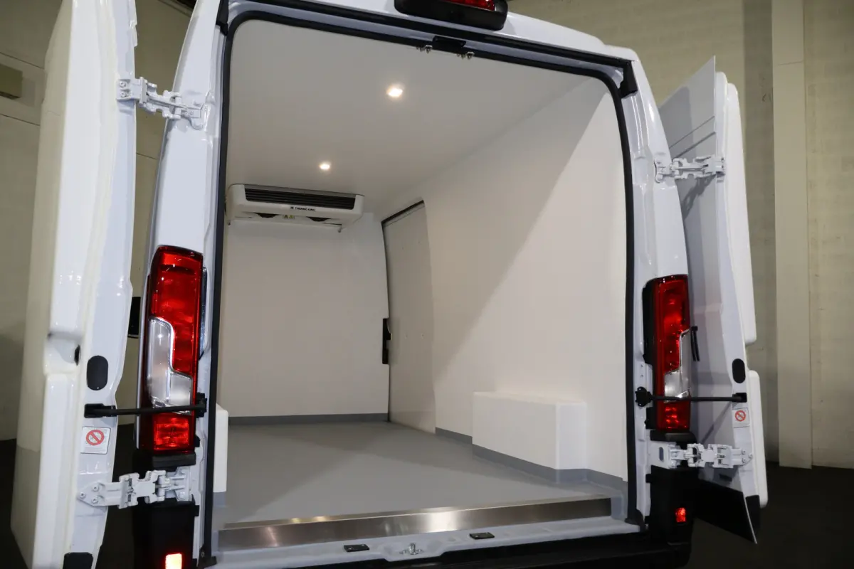 2.2 MultiJet L3 H2 Automaat Koelwagen V300 Dag en Nacht