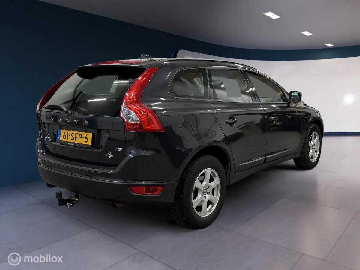 2.0 T5 Kinetic ✓Trekh.✓Clima✓Cruise.✓Org. NL