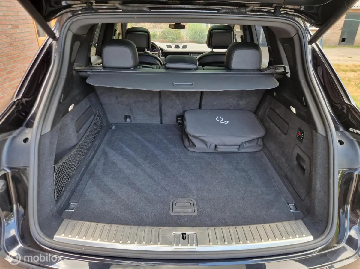 3.0 E-Hybrid Full option
