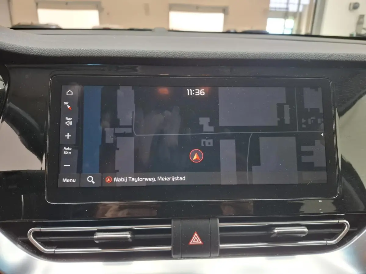 1.6 GDi Hybrid DynamicPlusLine+Leder+breed-Navigatie+camera+stoel&stuur-verw = SUPER !!