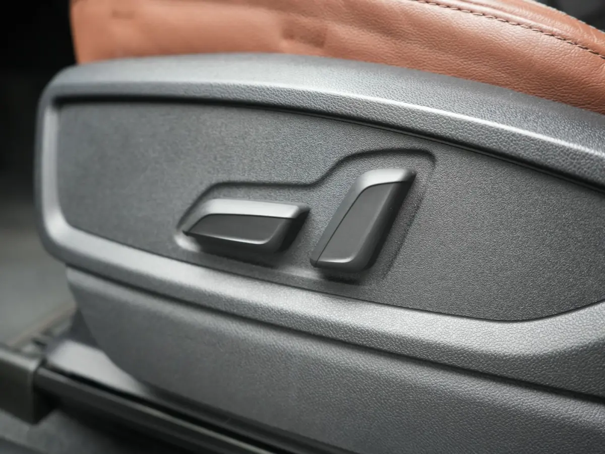 50 TFSI e Advanced edition PHEV 300pk Dealer O.H | Trekhaak Af Fabriek | Head Up | Apple Carplay | Lederen Sportstoelen Verwarmd | Cruise Control | Virtual | Navigatie | DAB | 19"L.M | Plug 