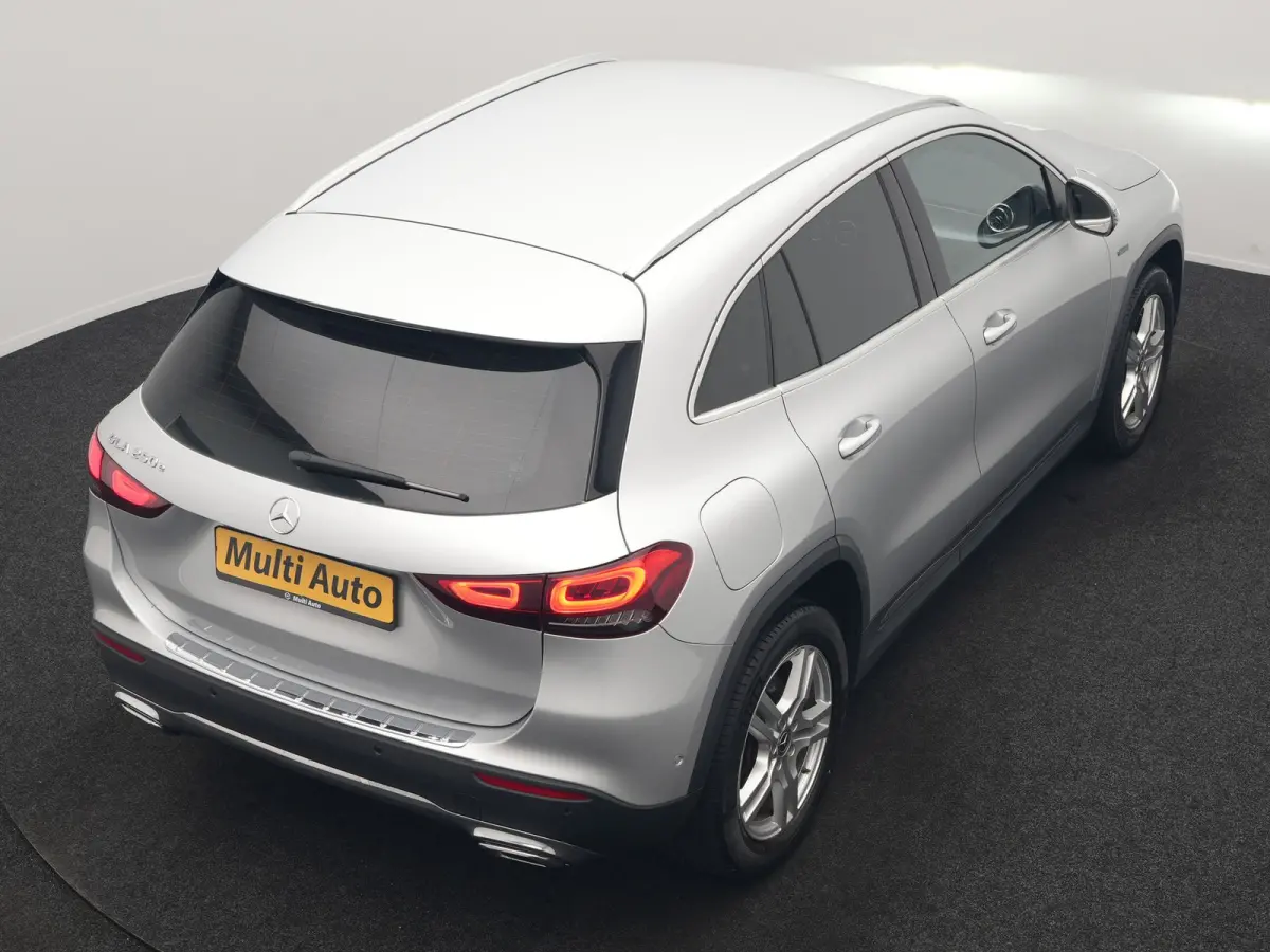 250 e Progressive PHEV 218pk Dealer O.H | Adaptive Cruise | Camera | Lederen Sportstoelen Verwarmd | BLIS | Apple Carplay | Pilot Assist | Widescreen Navi | Virtual | DAB | 18"L.M | Plug In 