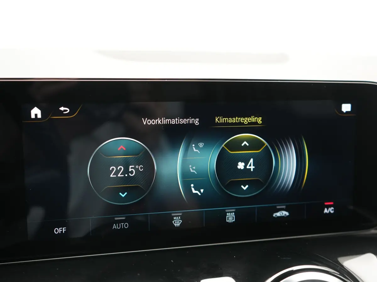 250 e Progressive PHEV 218pk Dealer O.H | Adaptive Cruise | Camera | Lederen Sportstoelen Verwarmd | BLIS | Apple Carplay | Pilot Assist | Widescreen Navi | Virtual | DAB | 18"L.M | Plug In 