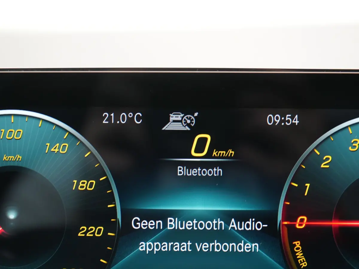 250 e Progressive PHEV 218pk Dealer O.H | Adaptive Cruise | Camera | Lederen Sportstoelen Verwarmd | BLIS | Apple Carplay | Pilot Assist | Widescreen Navi | Virtual | DAB | 18"L.M | Plug In 