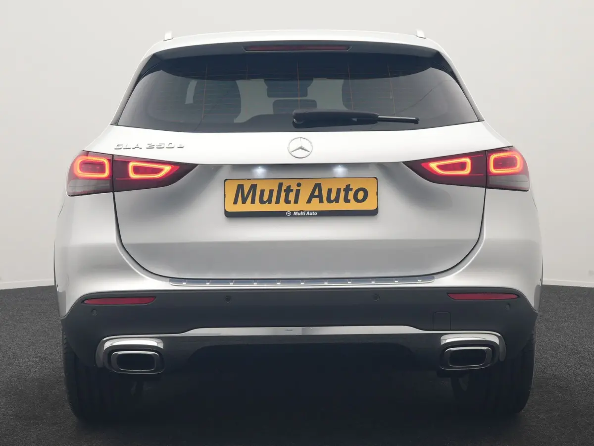 250 e Progressive PHEV 218pk Dealer O.H | Adaptive Cruise | Camera | Lederen Sportstoelen Verwarmd | BLIS | Apple Carplay | Pilot Assist | Widescreen Navi | Virtual | DAB | 18"L.M | Plug In 