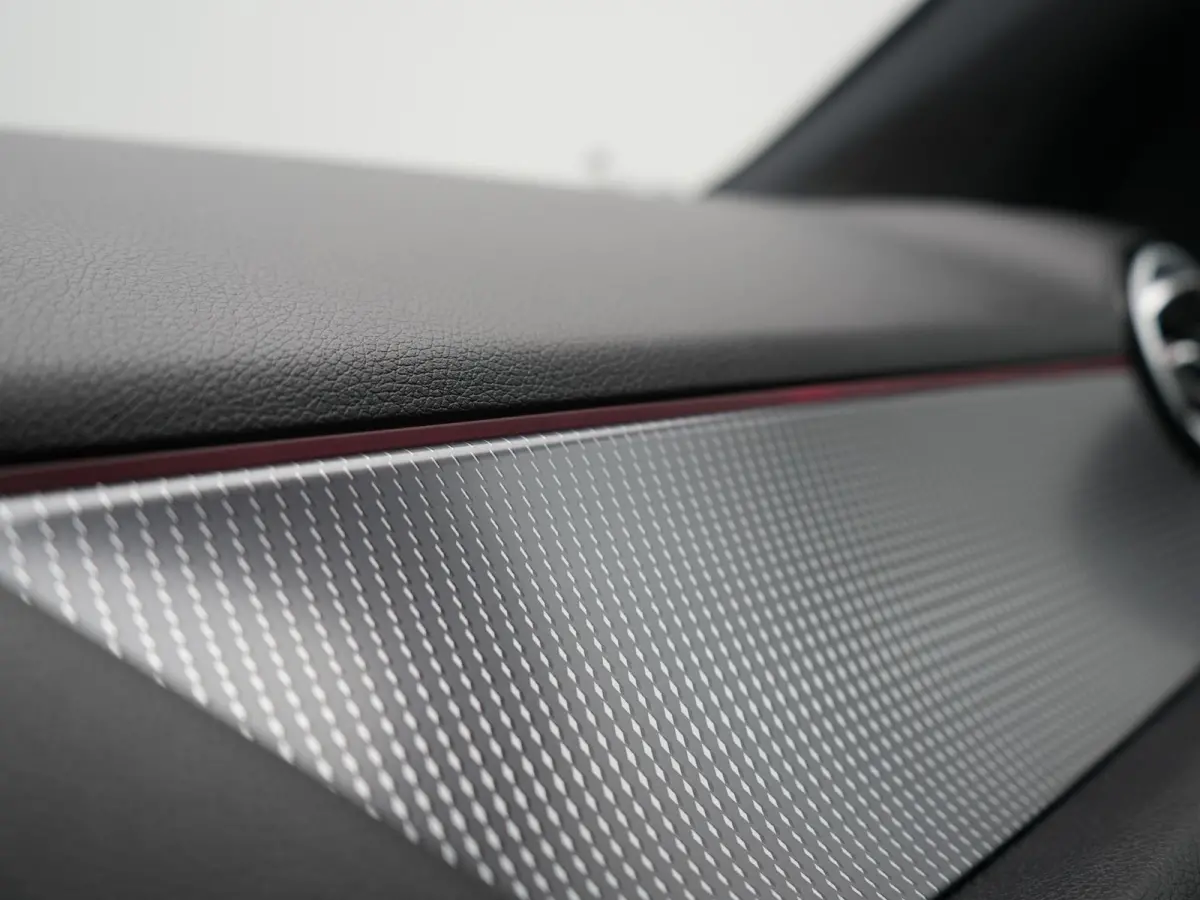 250 e Progressive PHEV 218pk Dealer O.H | Adaptive Cruise | Camera | Lederen Sportstoelen Verwarmd | BLIS | Apple Carplay | Pilot Assist | Widescreen Navi | Virtual | DAB | 18"L.M | Plug In 