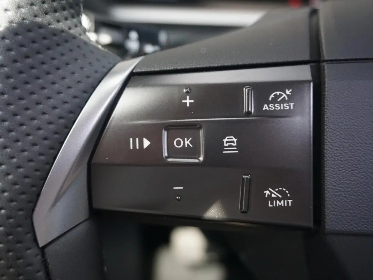 1.2 Turbo Hybrid Business Edition