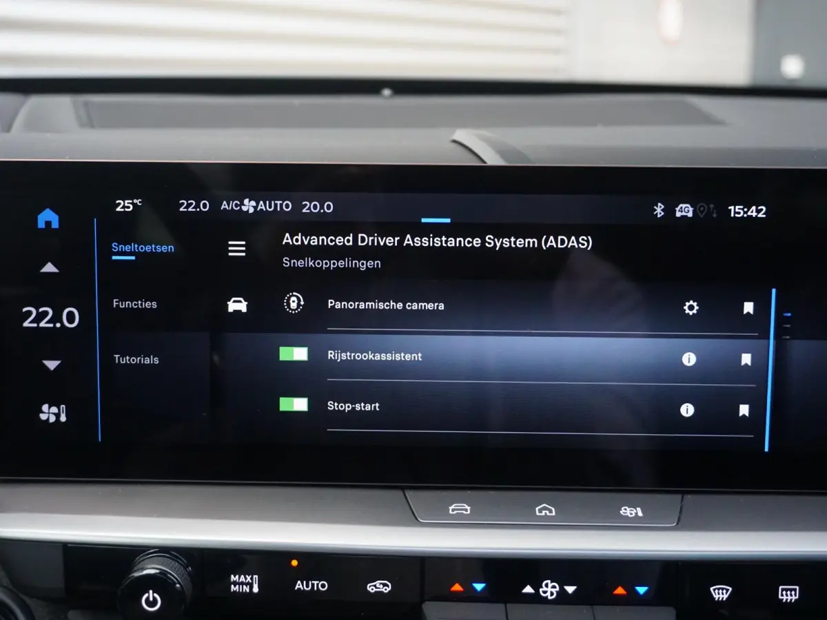 1.2 Turbo Hybrid Business Edition