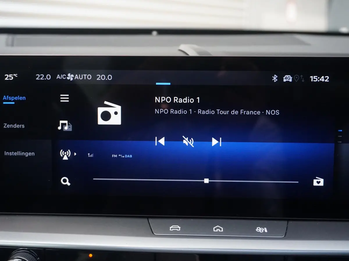 1.2 Turbo Hybrid Business Edition