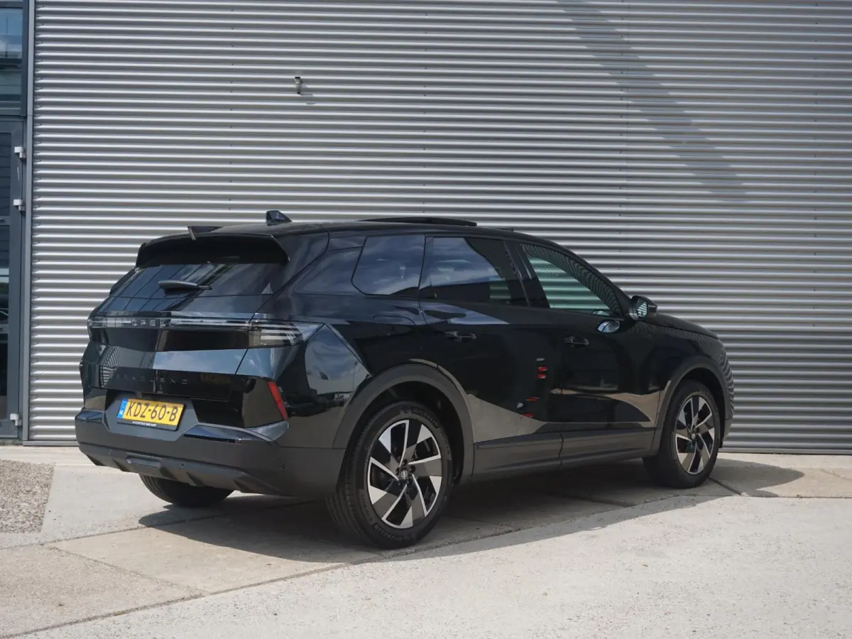 1.2 Turbo Hybrid Business Edition