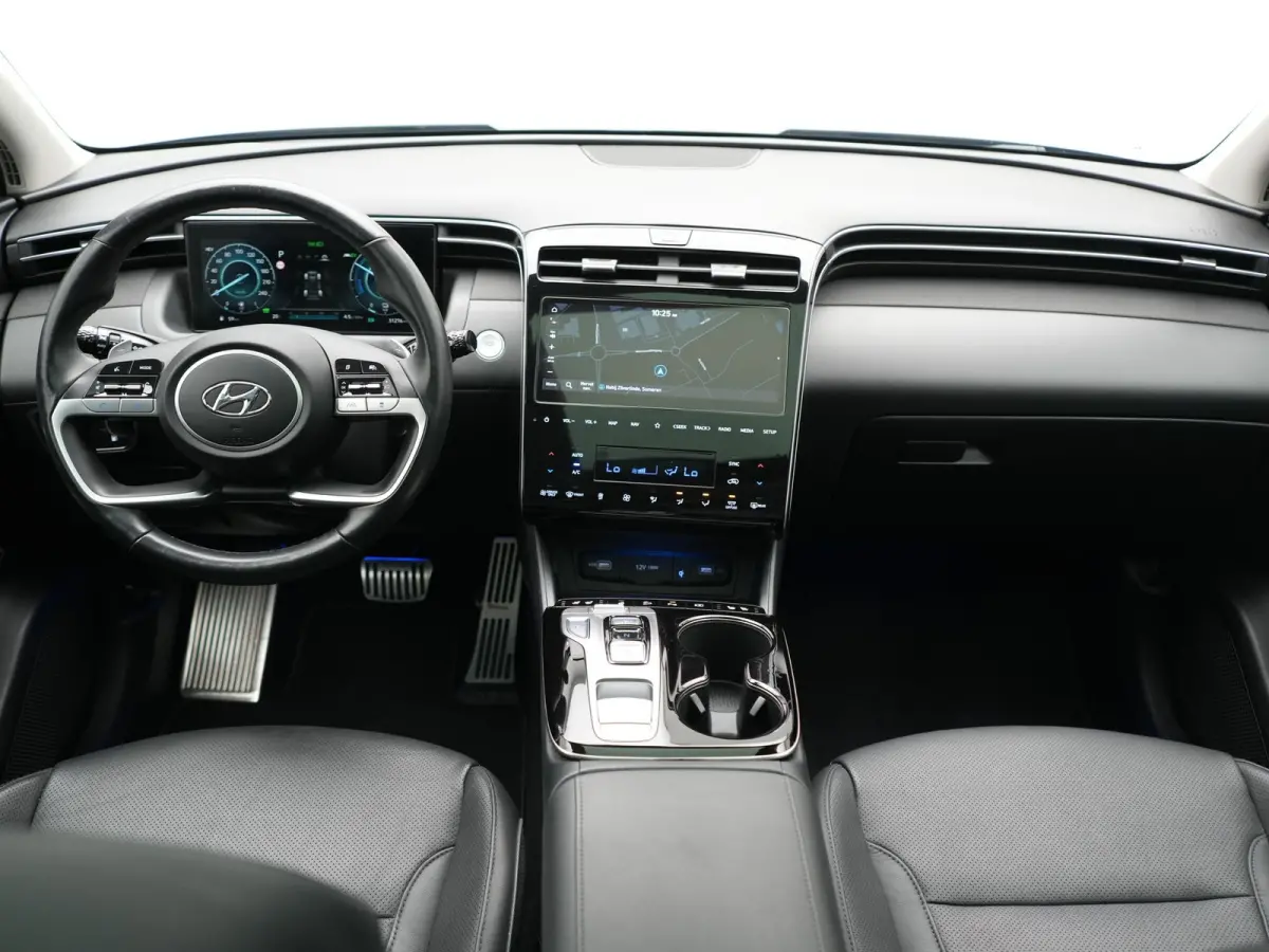 1.6 T-GDI PHEV Premium Sky 4WD 266pk Dealer O.H | Trekhaak Afn. | Panodak | 360 Camera | Adaptive Cruise | Krell Audio | Lederen Sportstoelen Memory & Ventilatie | Apple Carplay | Keyless | 